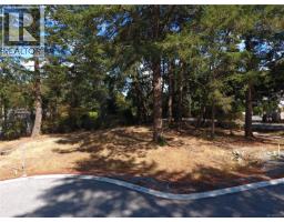 2701 Sea Glass Pl, Saanich, BC V8N4J2 Photo 8