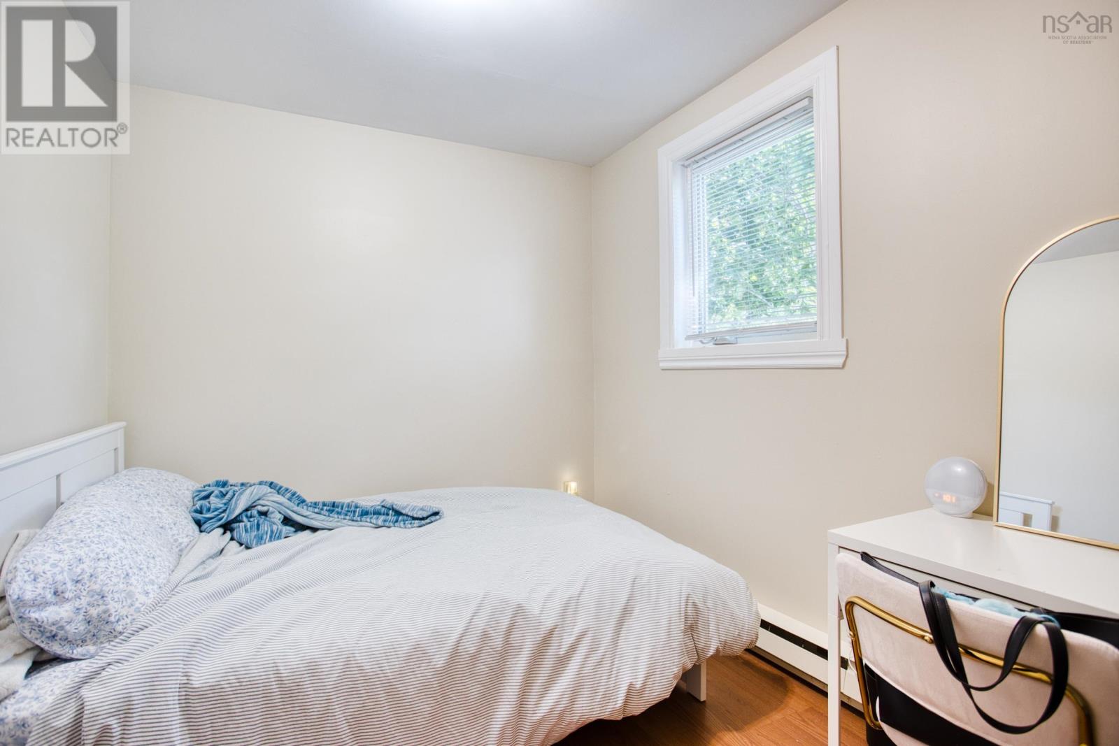 Property 32 of 38 of 1741 Chestnut Street