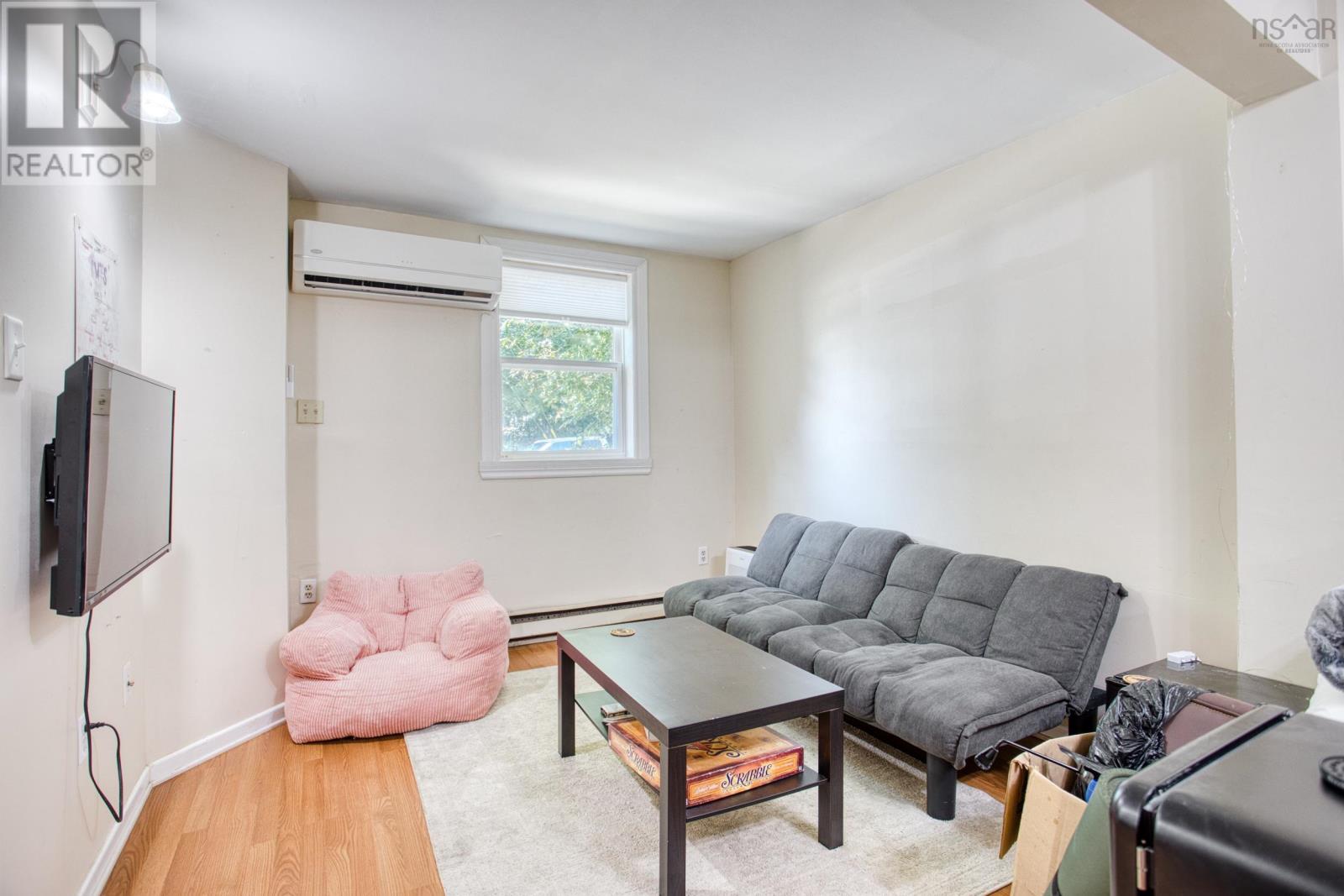 1741 Chestnut Street - 6