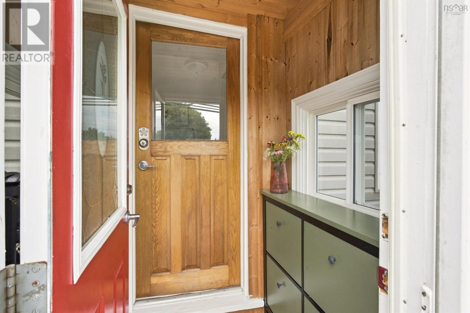 1546 St Margarets Bay Road - 4
