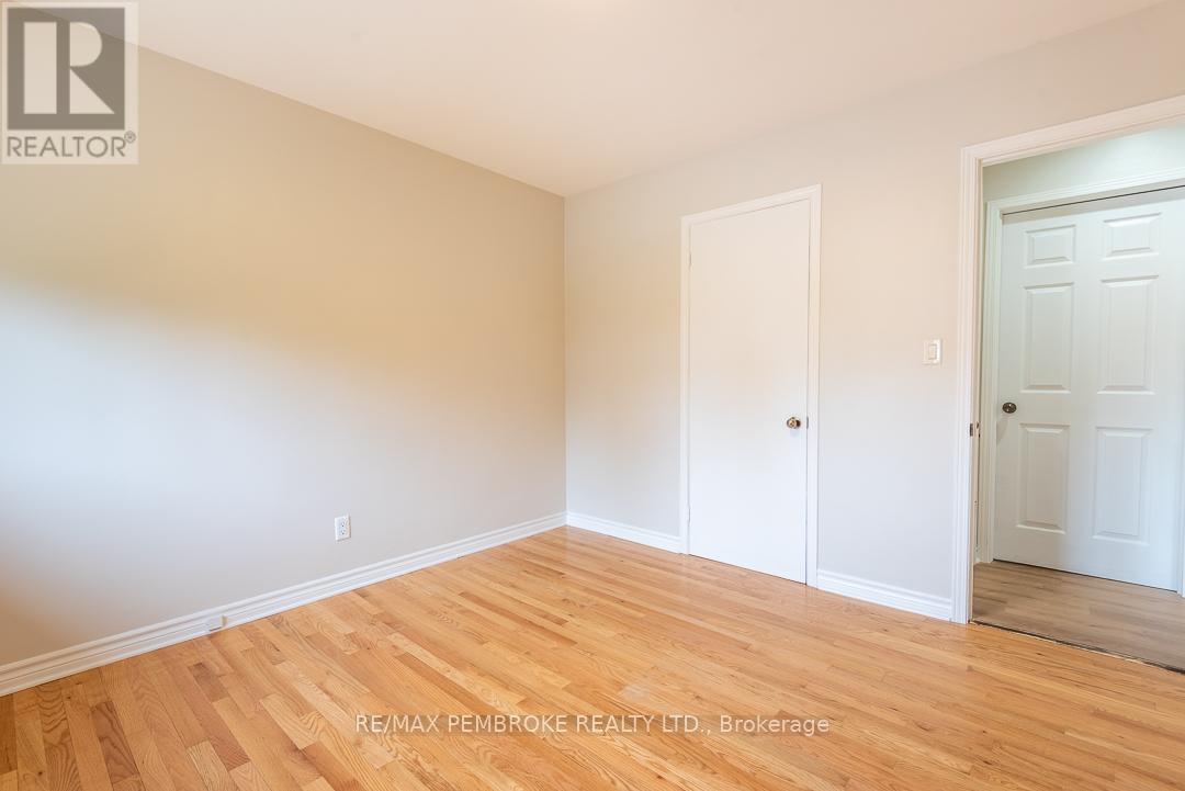 310 ESTHER STREET - Image 23