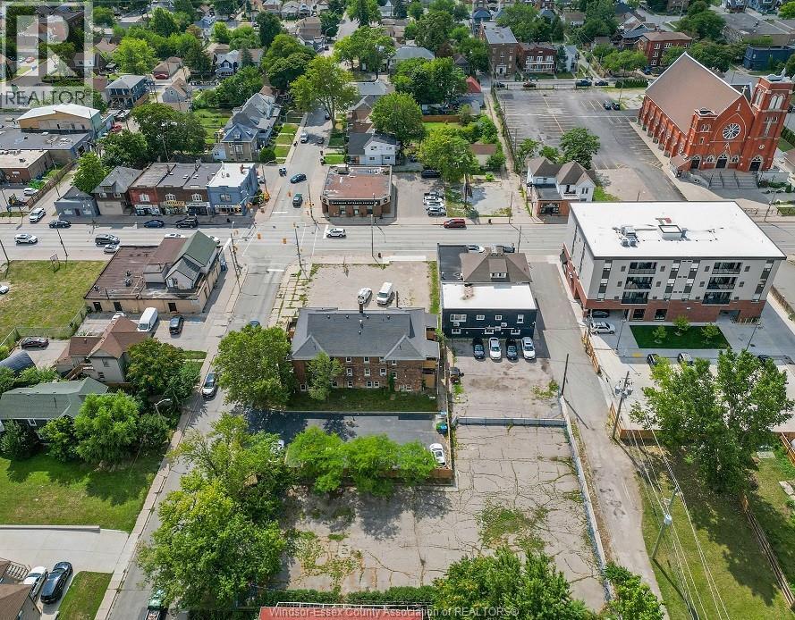 561 PARENT AVENUE - Image 7