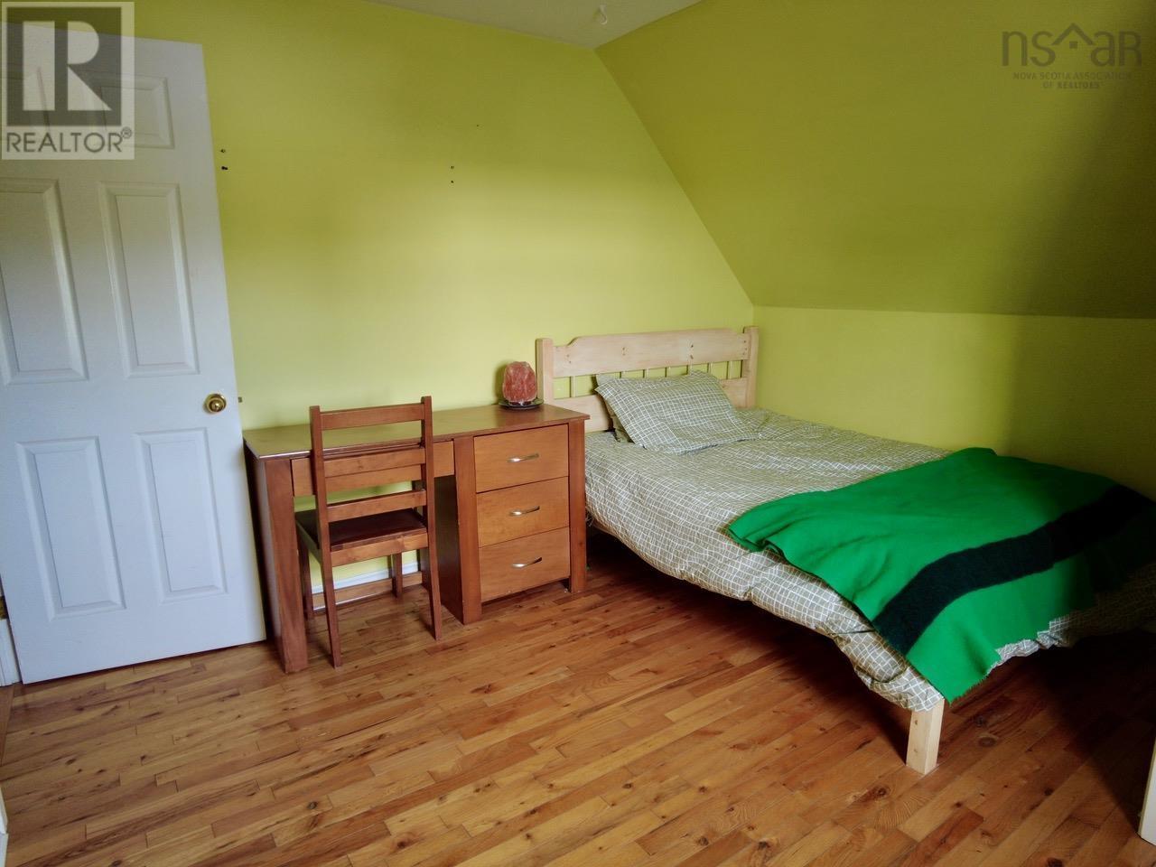Property 32 of 48 of 1451 Hansford Road