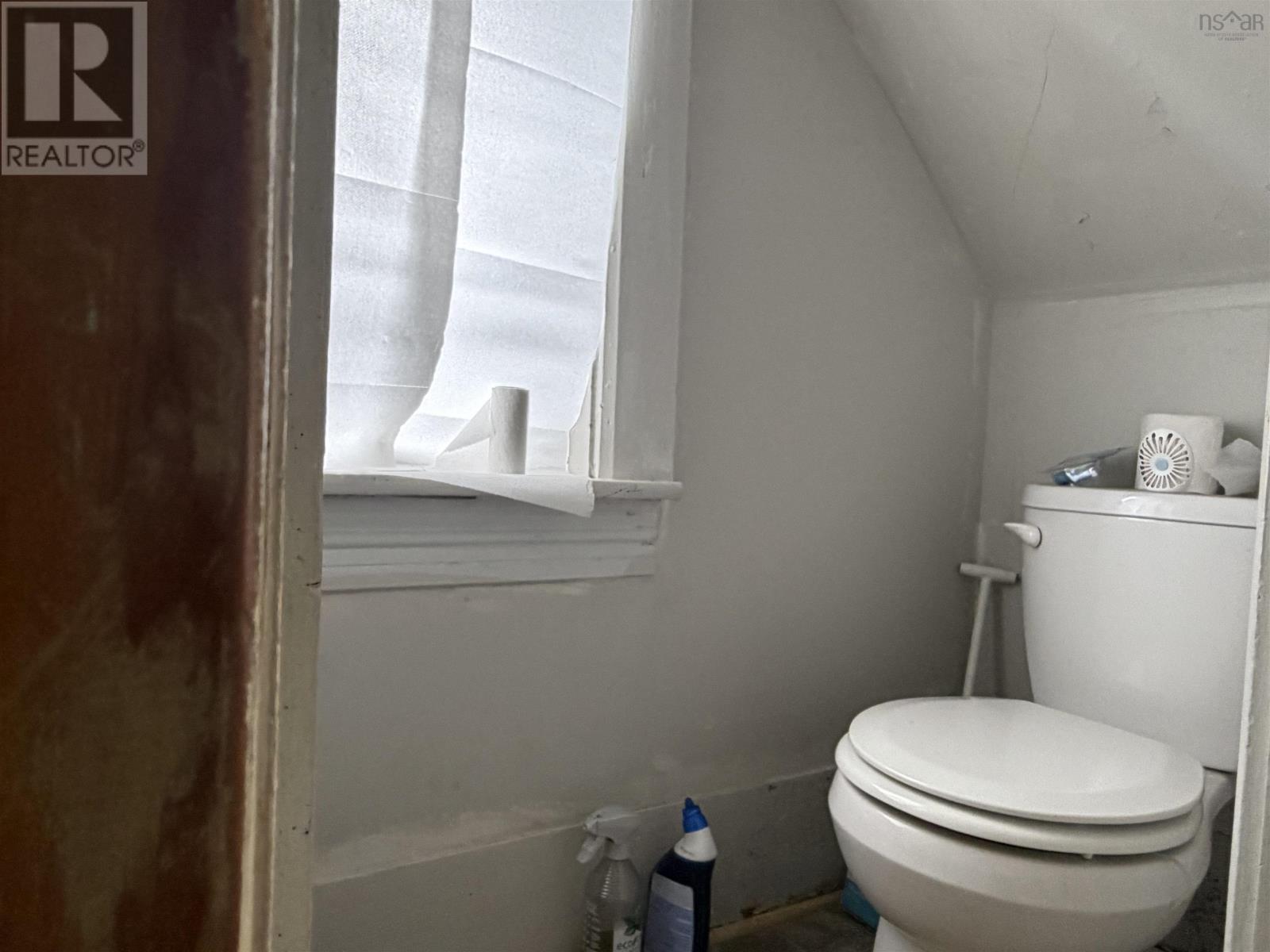 280 Marsh Street - 13