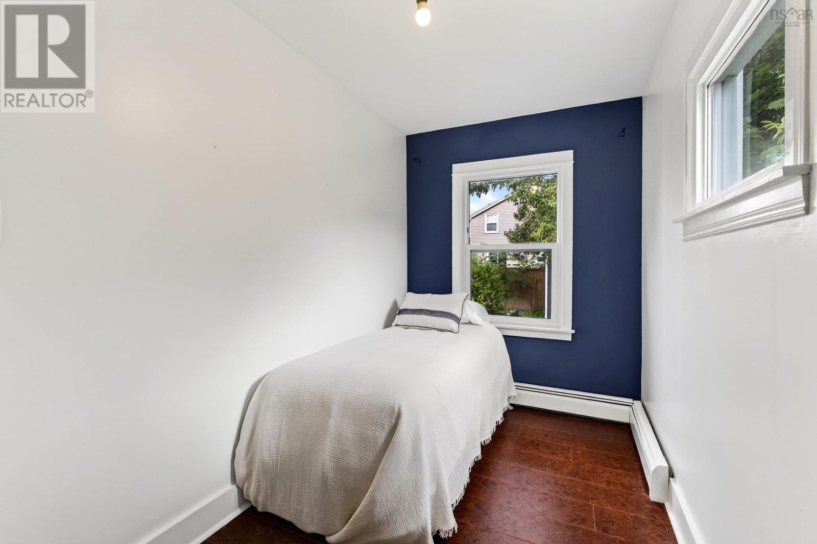 1 Piers Avenue - 31