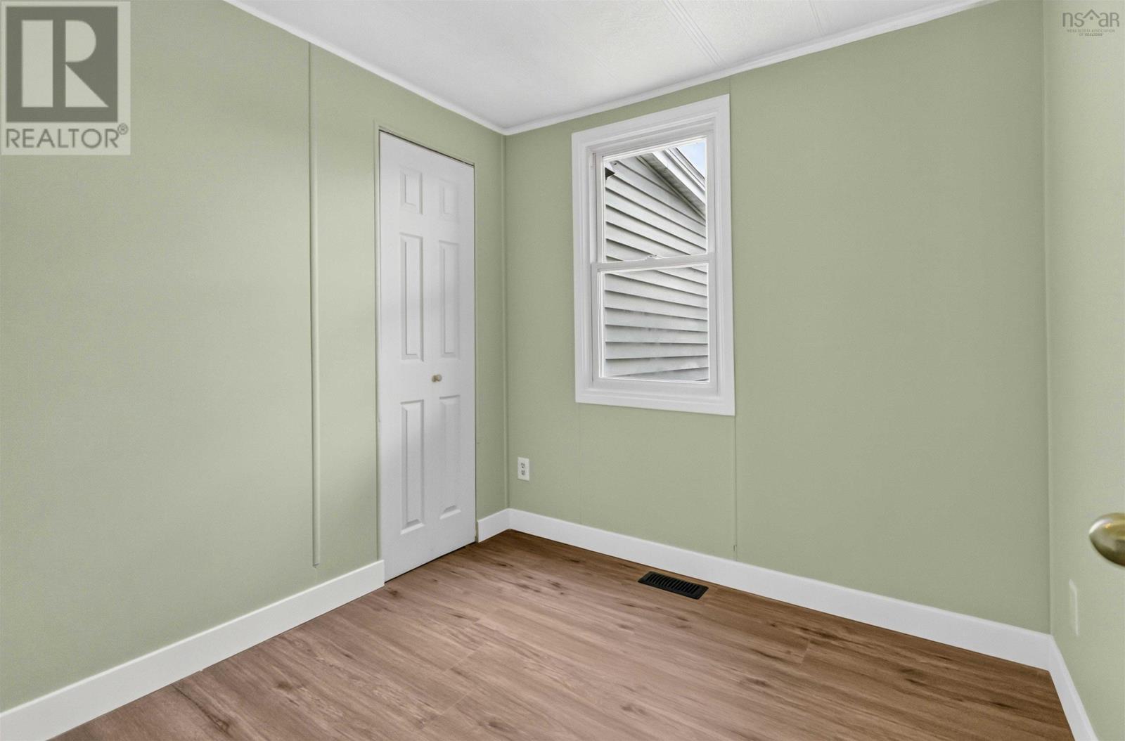 25 Third Street - 17