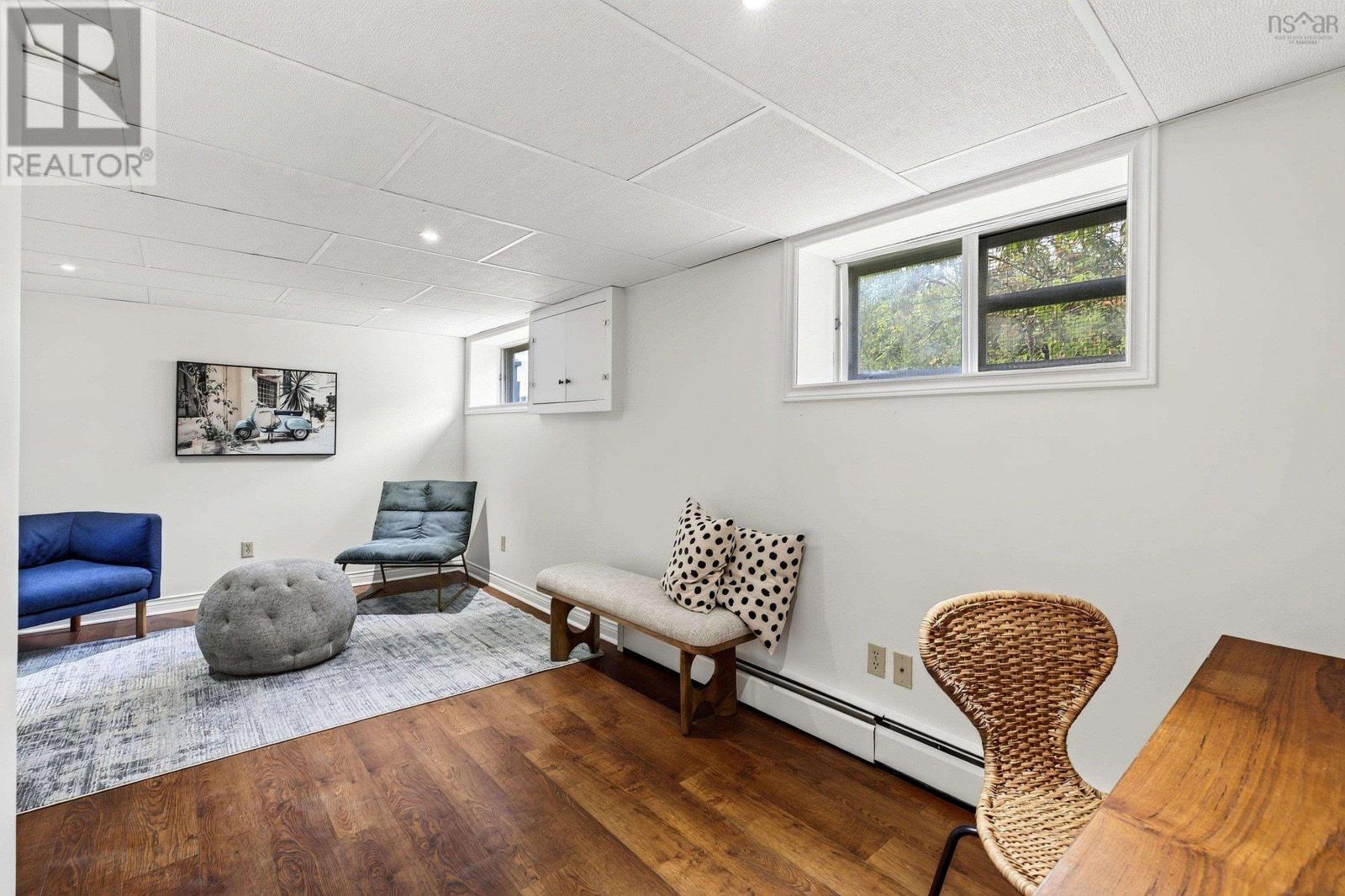 1 Piers Avenue - 39