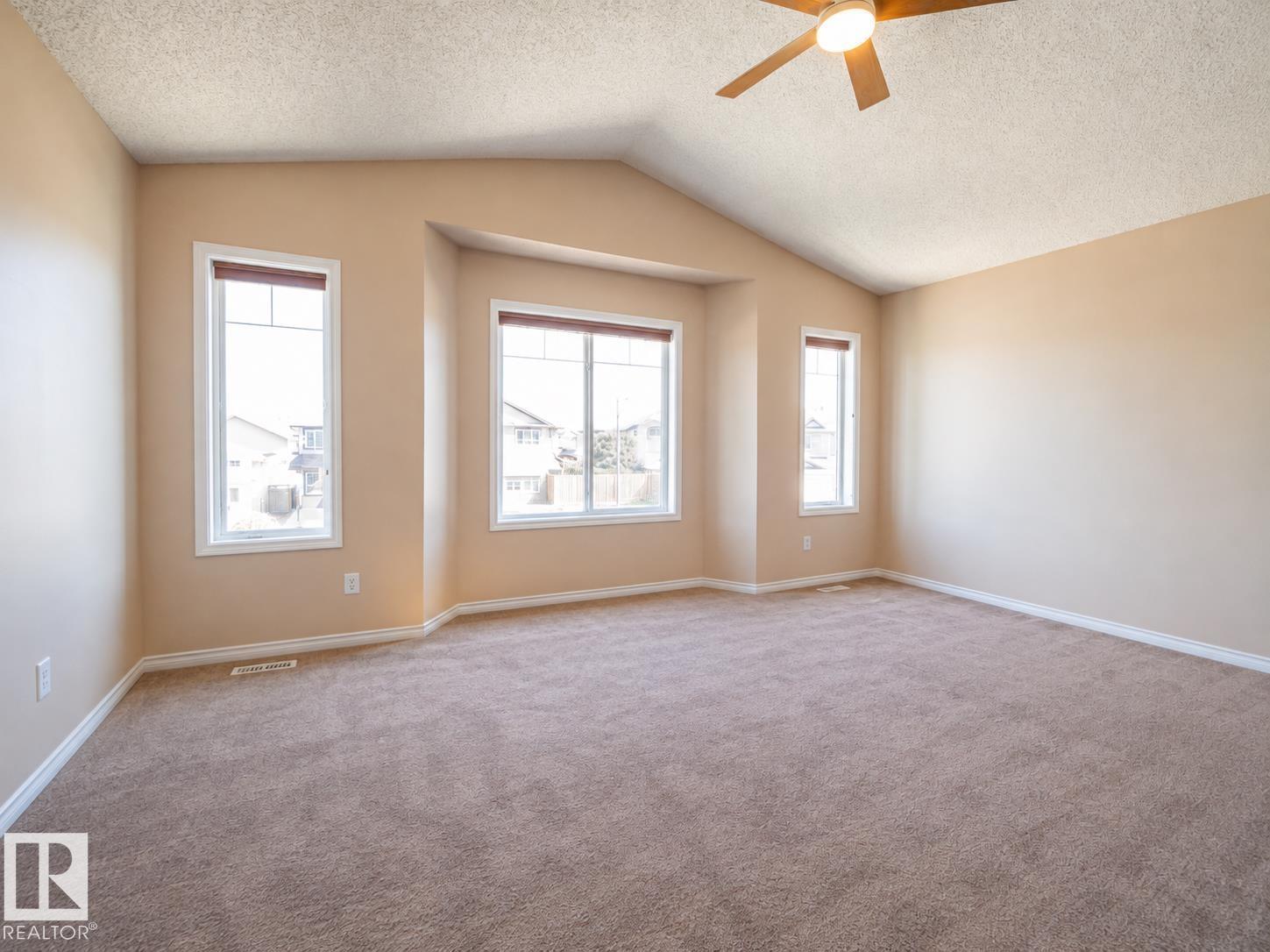 3233 21A AV NW - 25