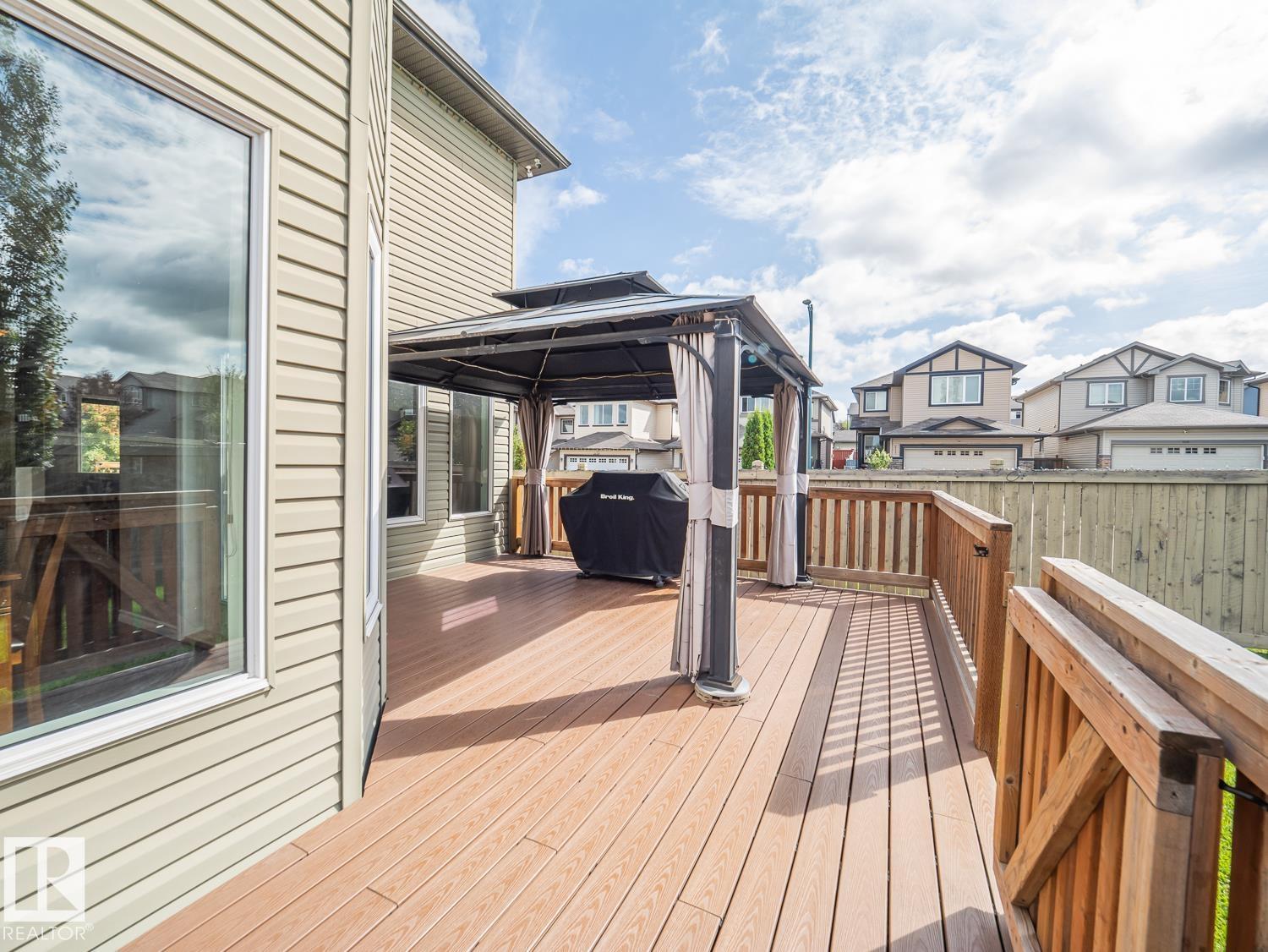 3233 21A AV NW - 46