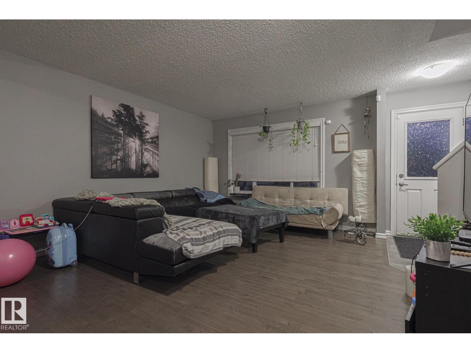 21971 91 AV NW - Image 20