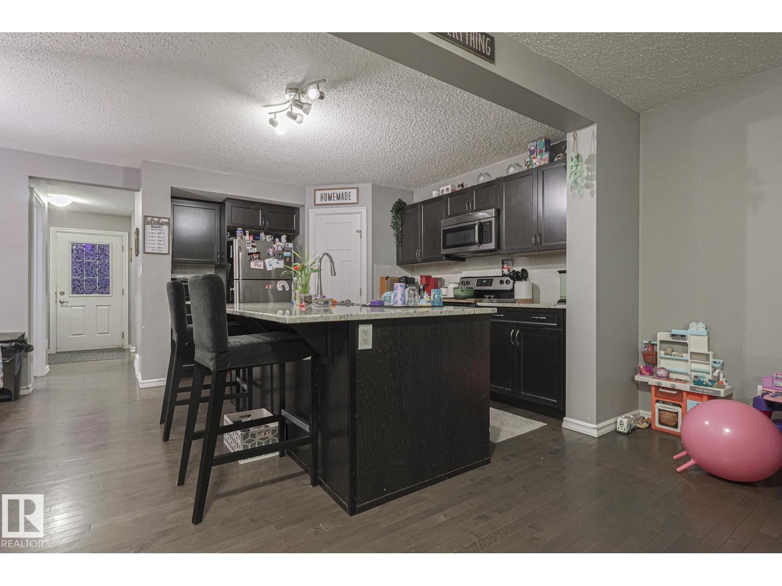 21971 91 AV NW - 21