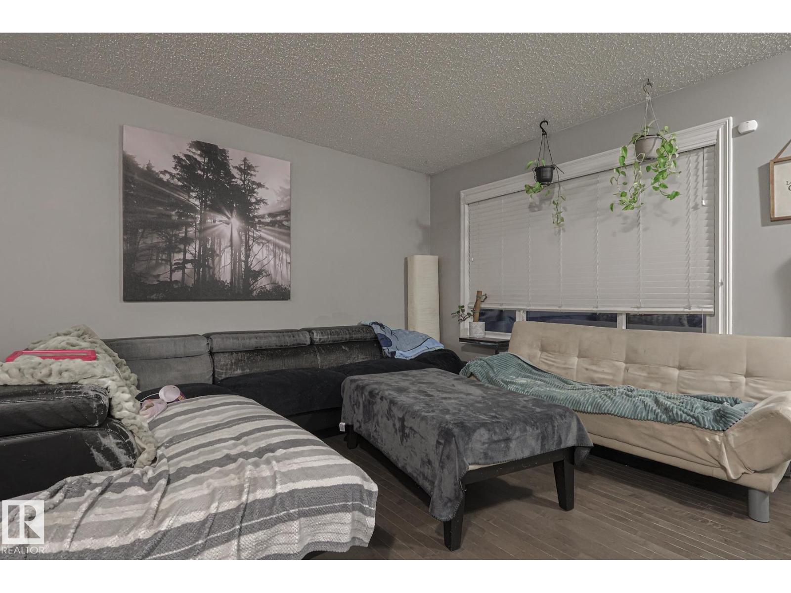 21971 91 AV NW - Image 22