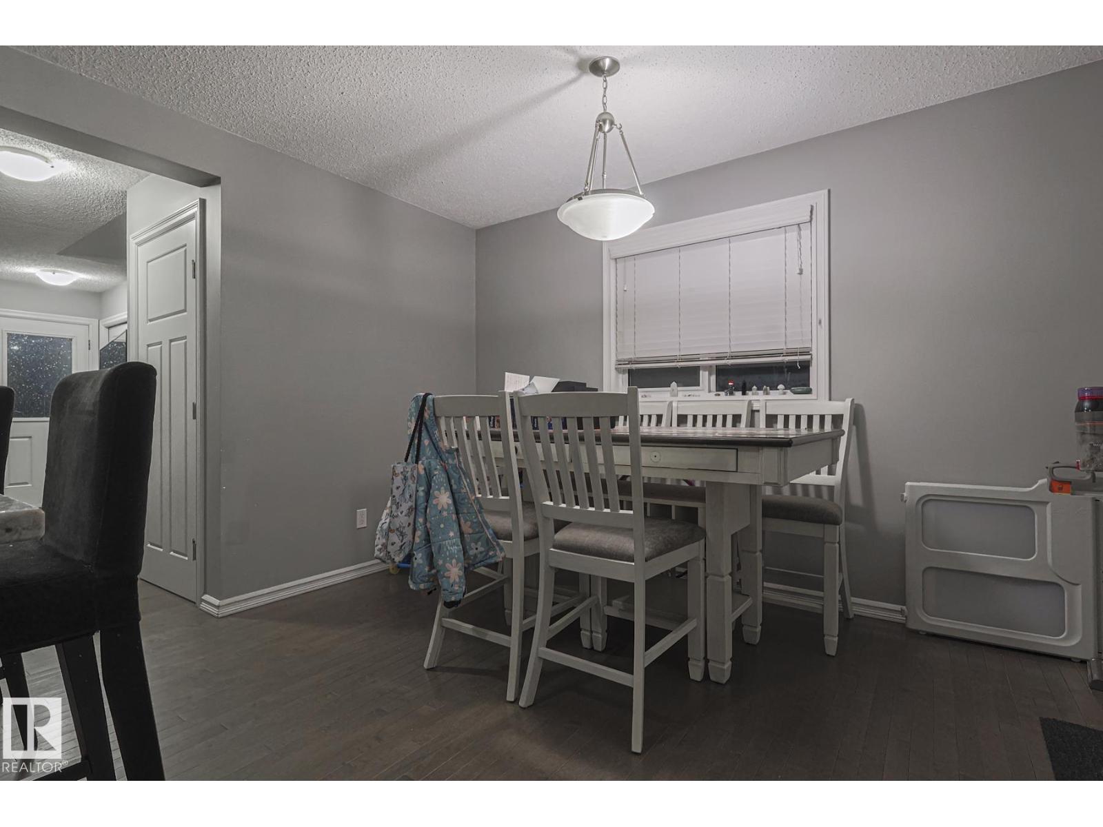 21971 91 AV NW - 29