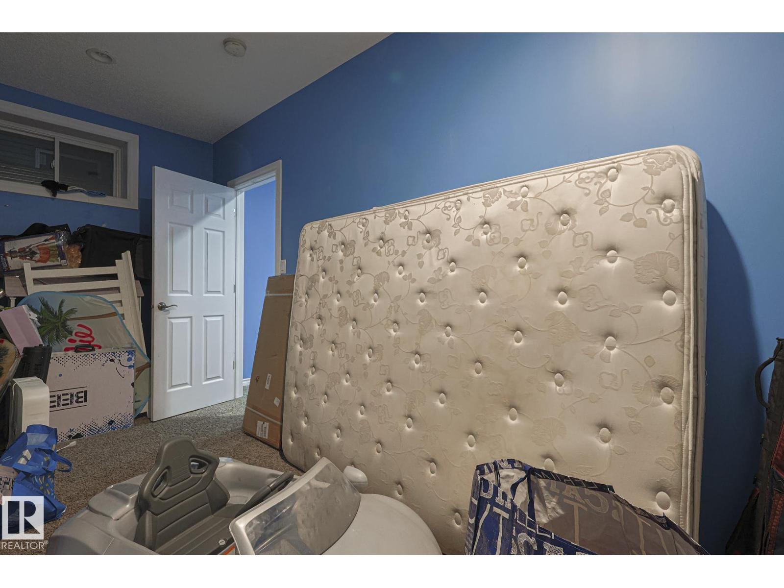 21971 91 AV NW - 35