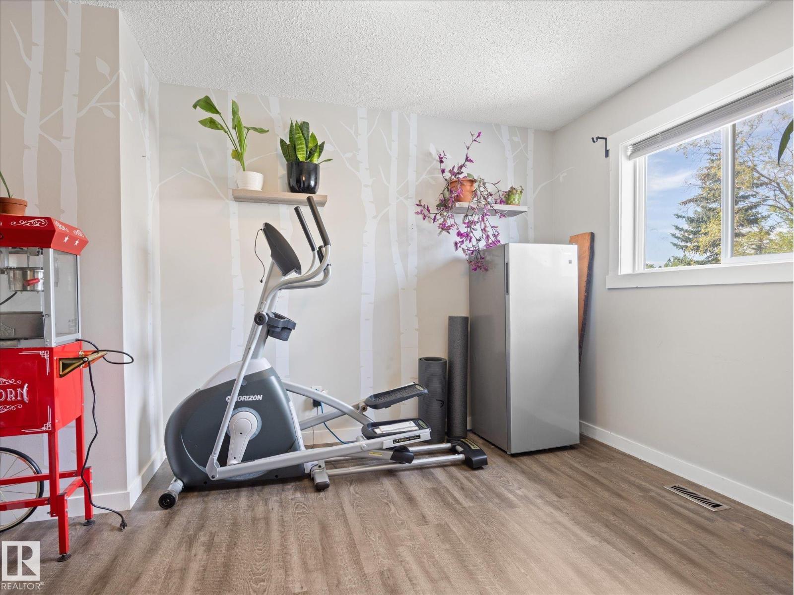 4721 56 Ave - Image 21