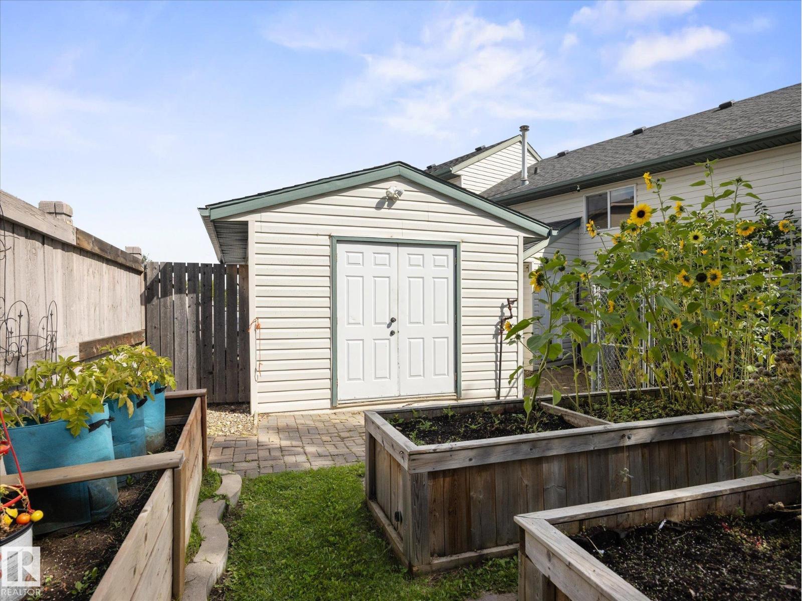 4721 56 Ave - 37
