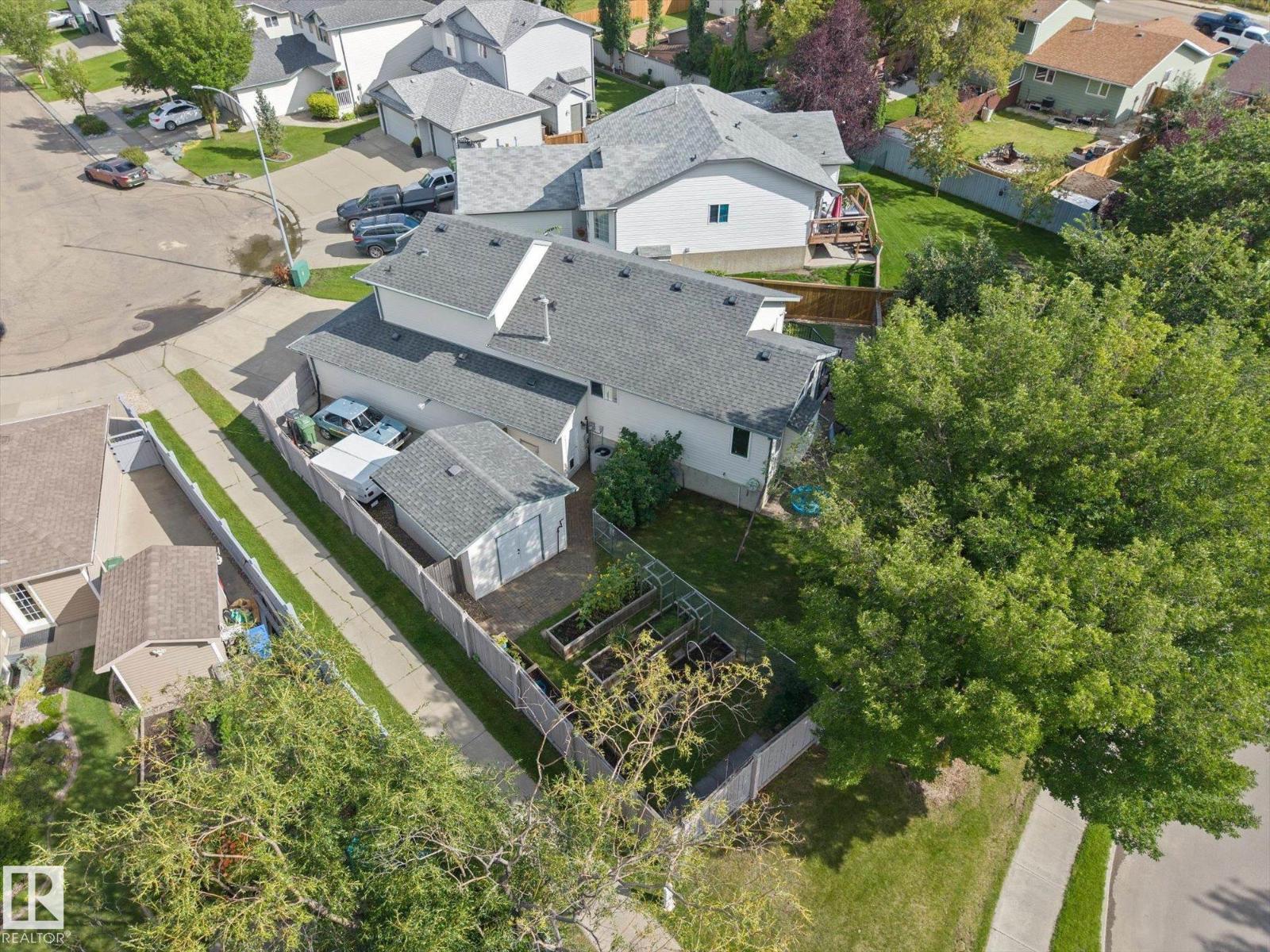 4721 56 Ave - 40