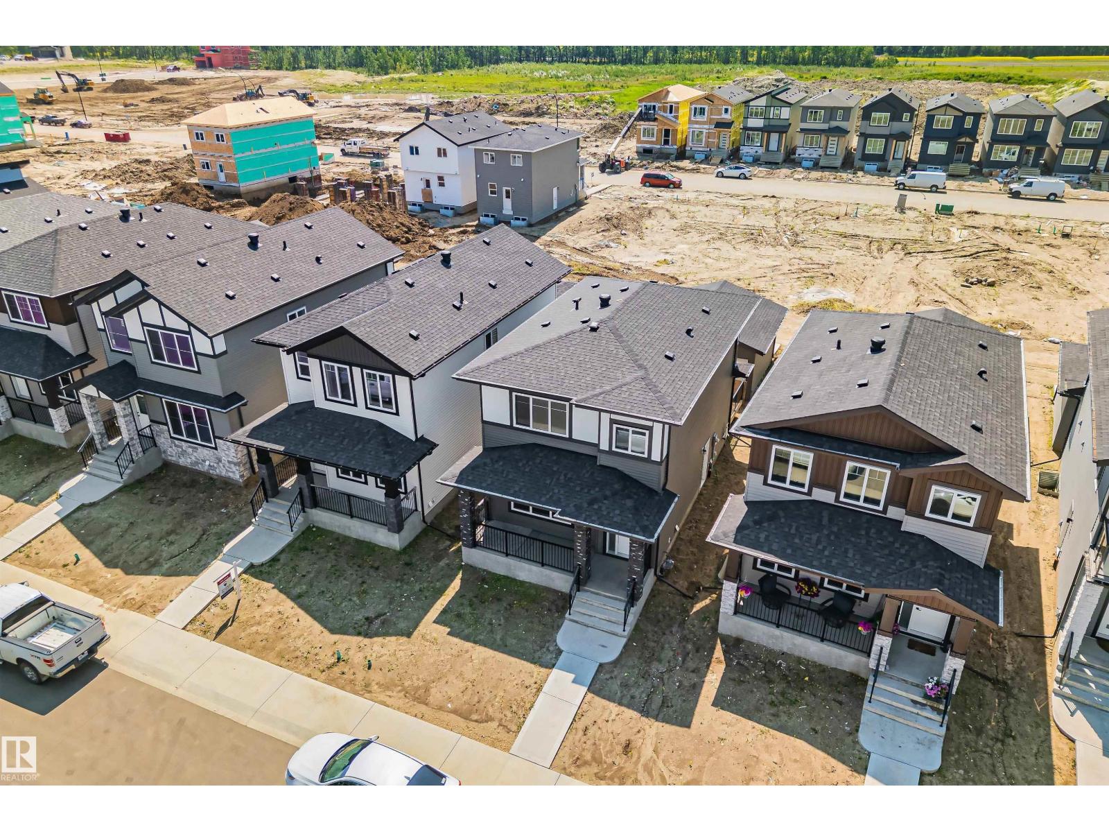 324 ROBERTS WD - Image 35