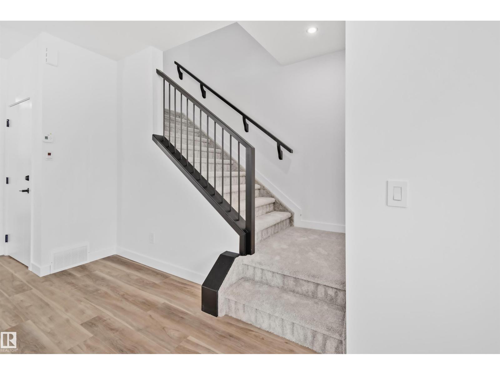 324 ROBERTS WD - Image 17