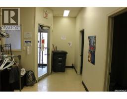 432 Main Street N, Moose Jaw, SK S6H3K2 Photo 13