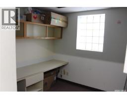 432 Main Street N, Moose Jaw, SK S6H3K2 Photo 20
