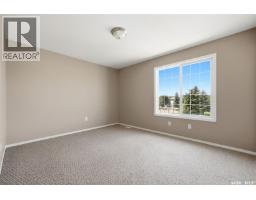 1242 Wessex Place, Regina, SK S4N7S2 Photo 12