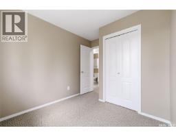 1242 Wessex Place, Regina, SK S4N7S2 Photo 18