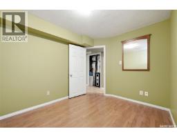 1242 Wessex Place, Regina, SK S4N7S2 Photo 24