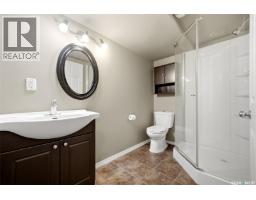 1242 Wessex Place, Regina, SK S4N7S2 Photo 25