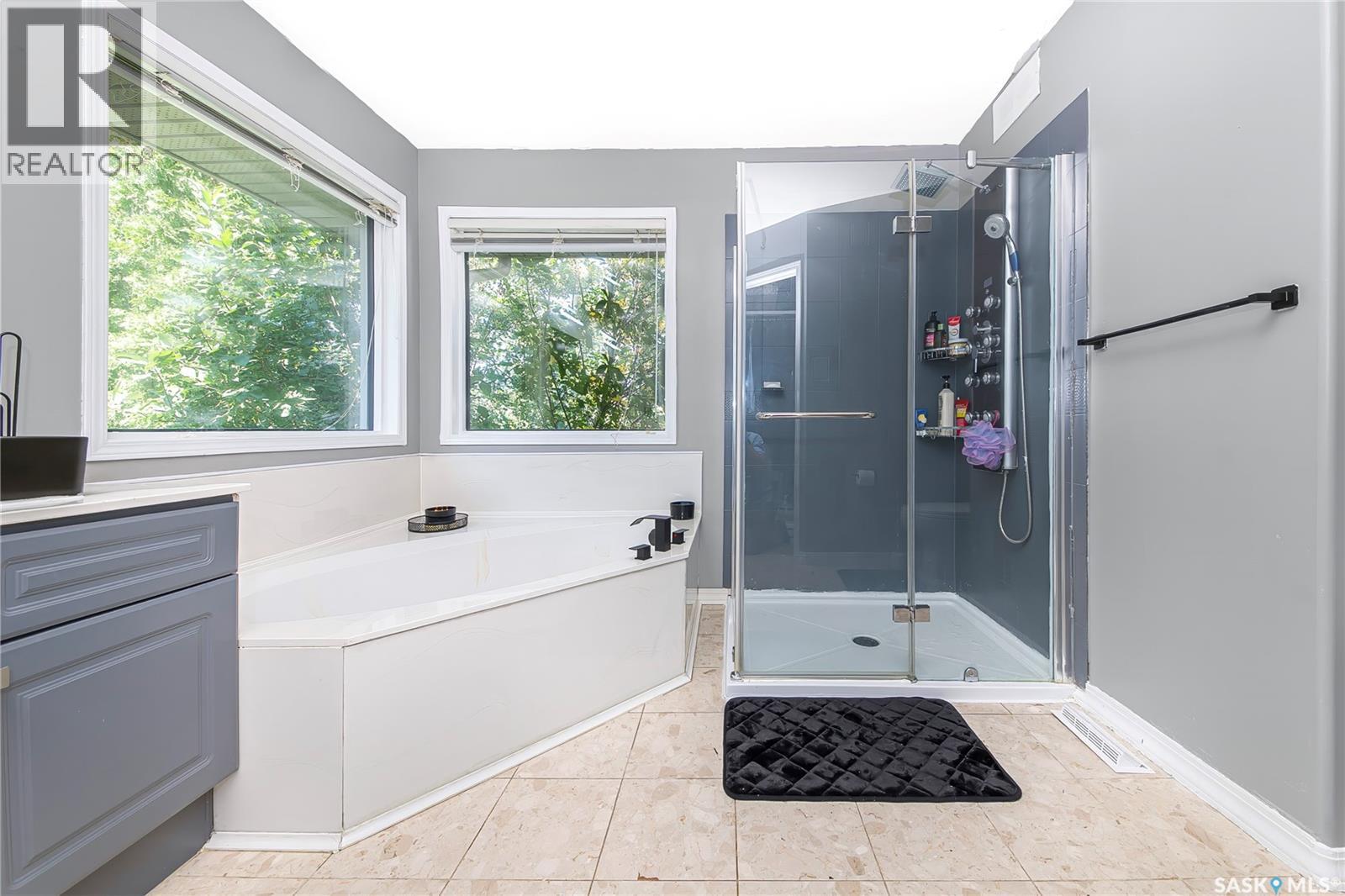 114 McFarland PLACE - 32