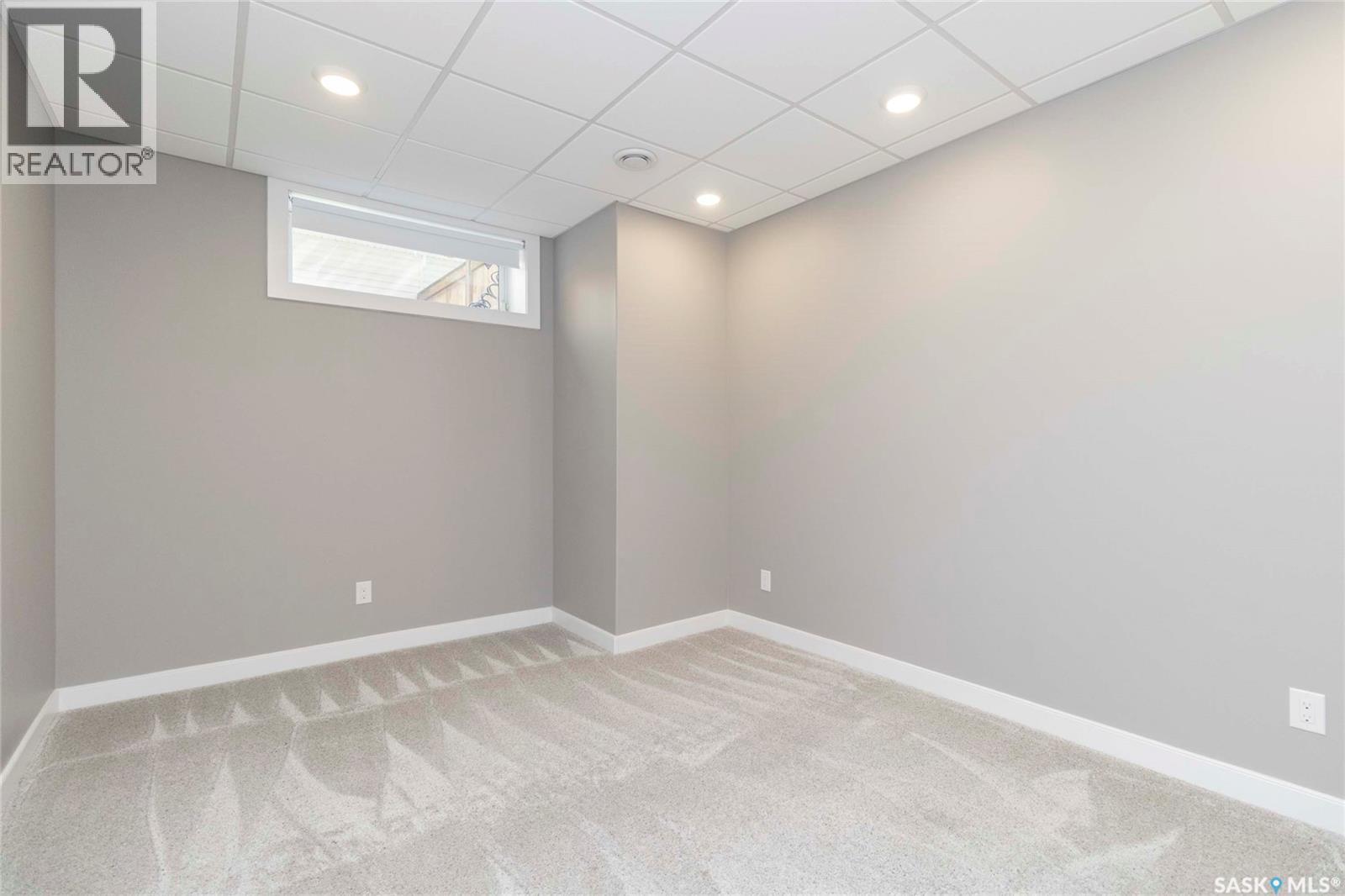 1413 Cairns AVENUE - Image 38