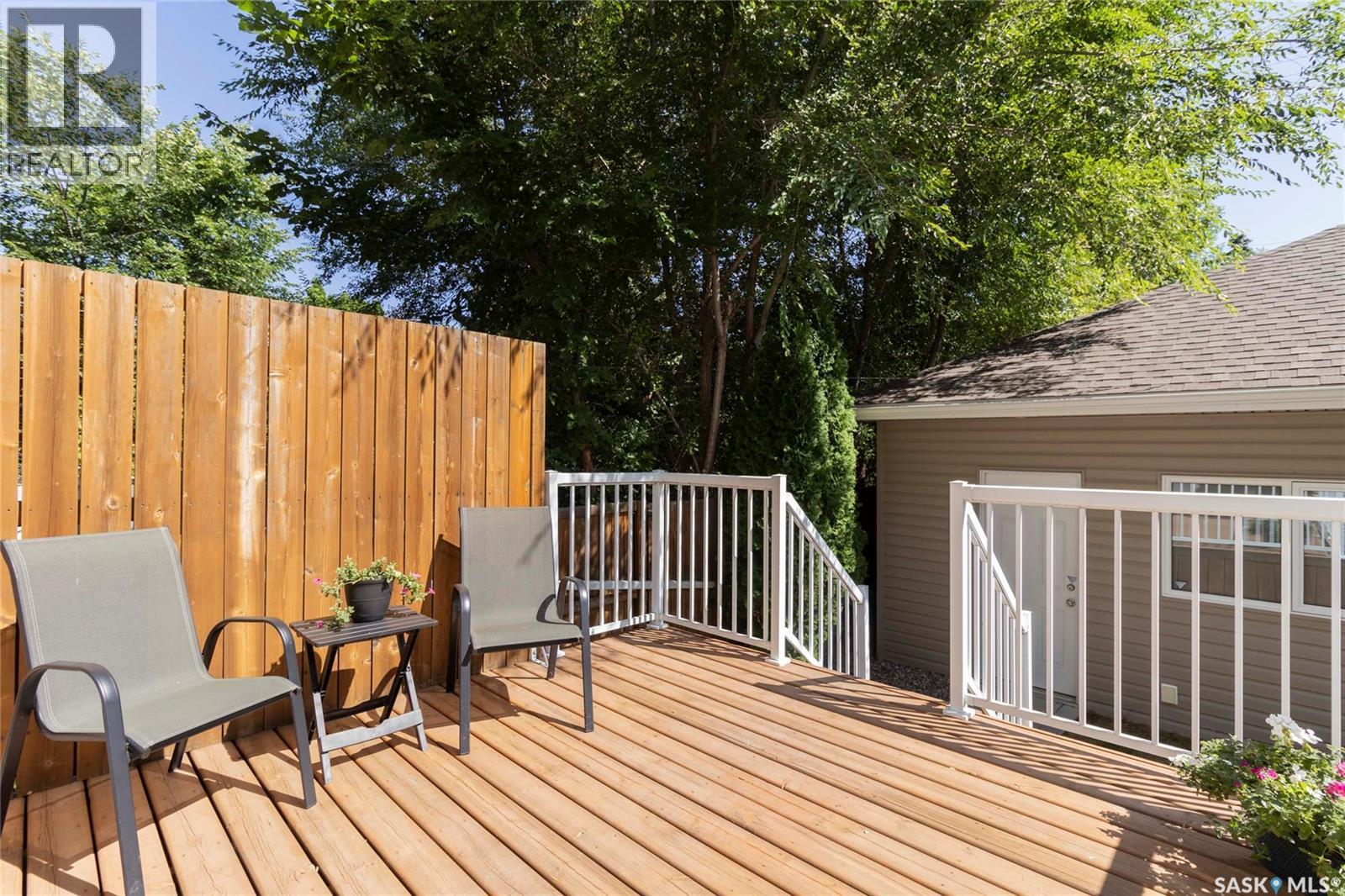 1413 Cairns AVENUE - 43