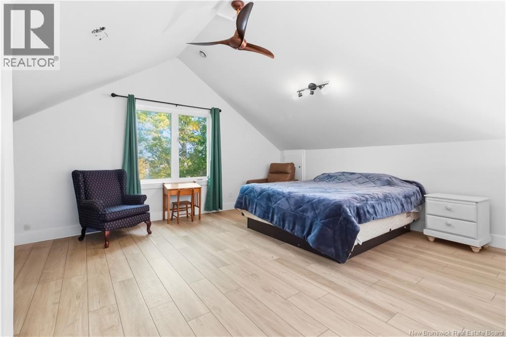 80 Third Avenue - 22