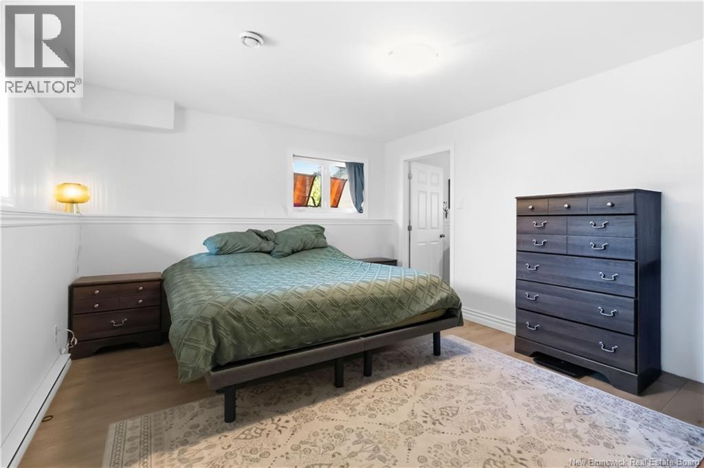 80 Third Avenue - 25
