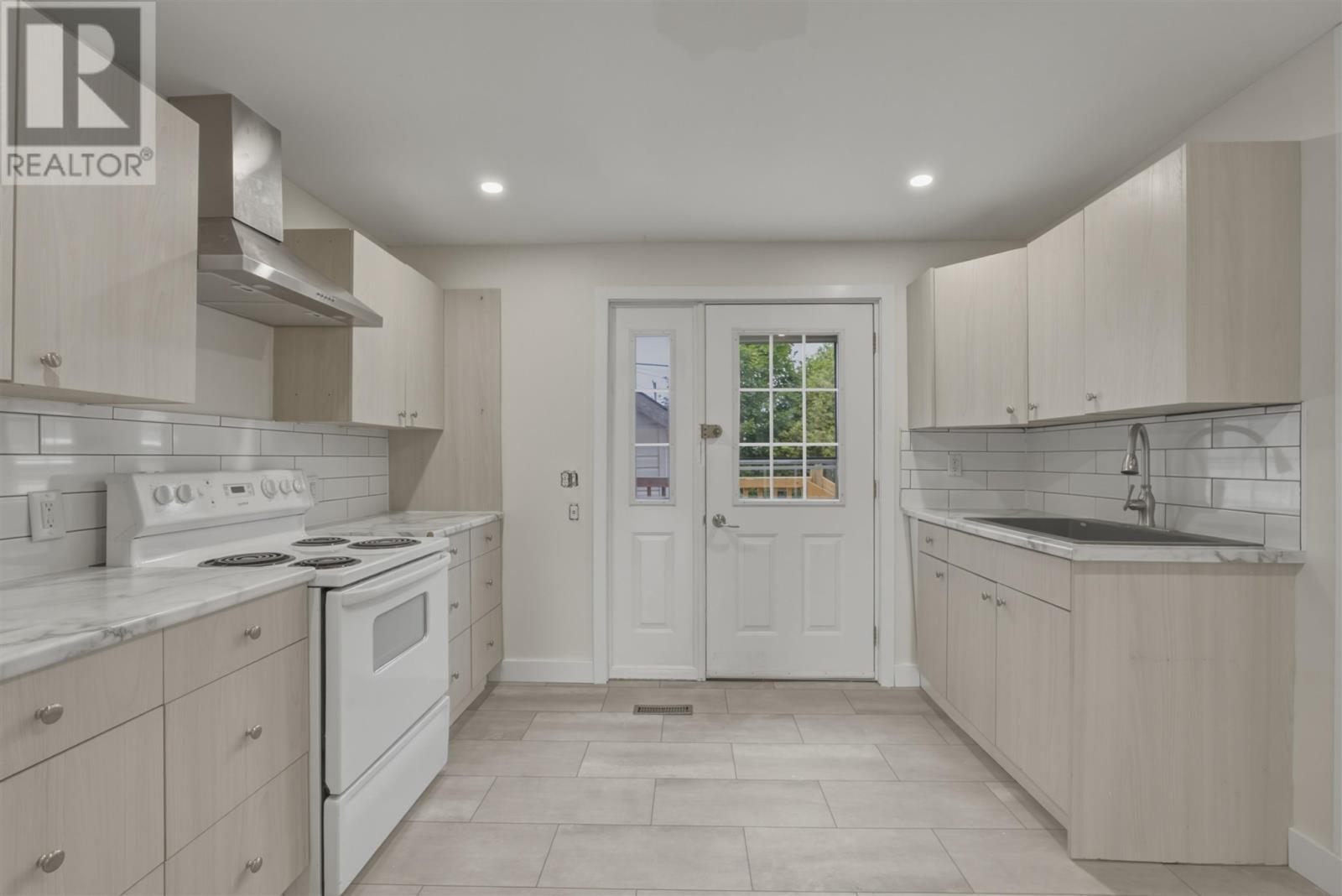 151 Prentice AVE, Sault Ste. Marie, Ontario, P6C4P6, Sault Ste. Marie, Ontario — photo 5 of 5