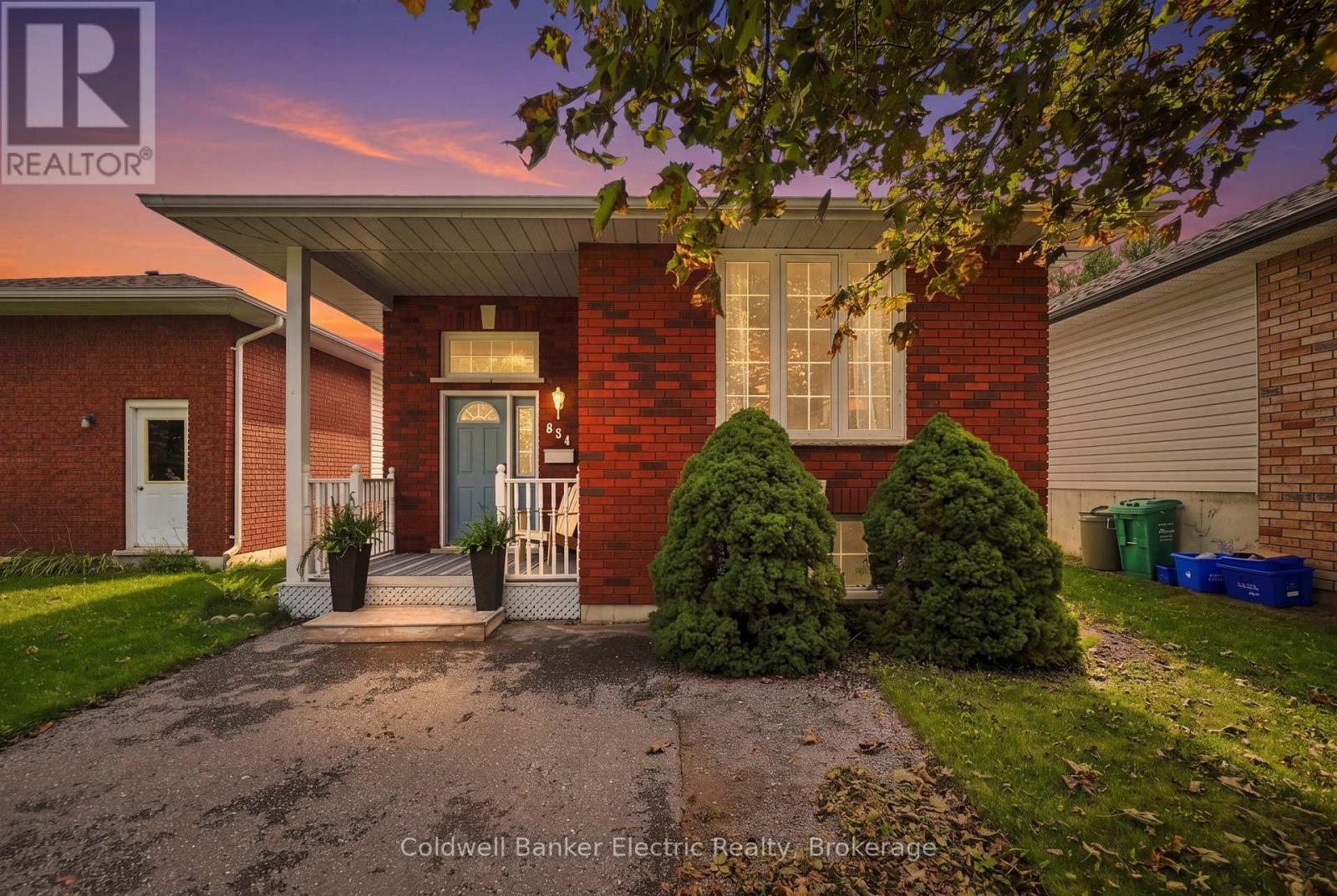 Property for sale at 854 ABBEY LANE