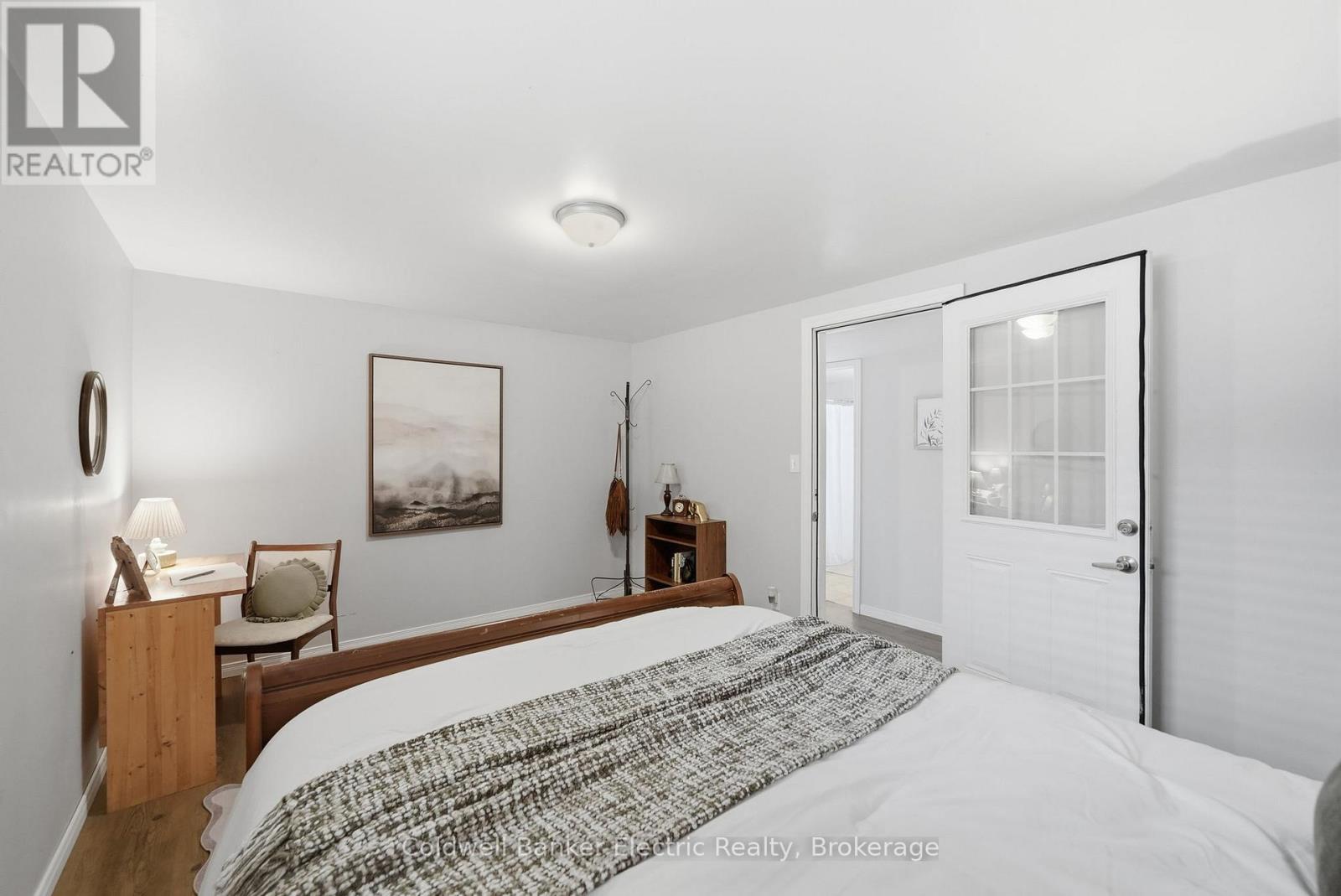 854 ABBEY LANE - 24