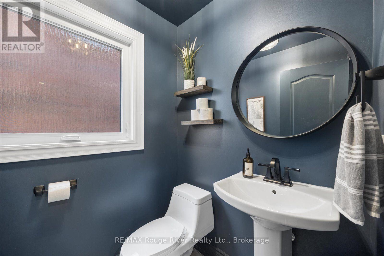 10 WINDBREAK CRESCENT - Image 23