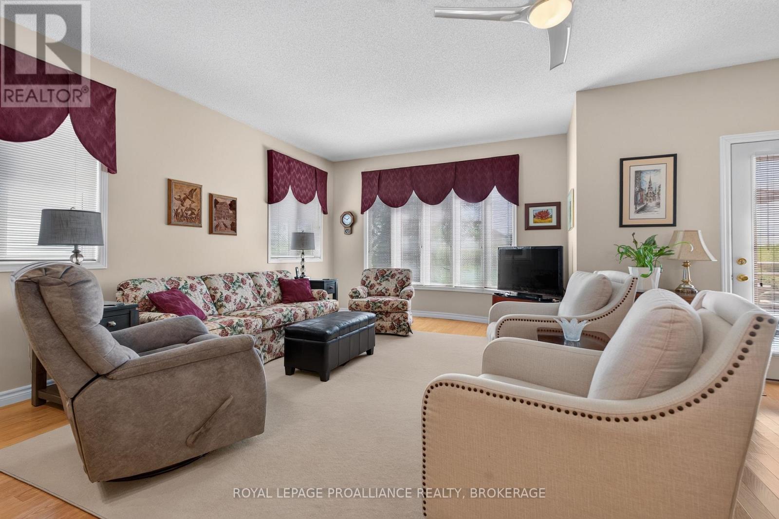 86 ABBEY DAWN DRIVE - Image 9