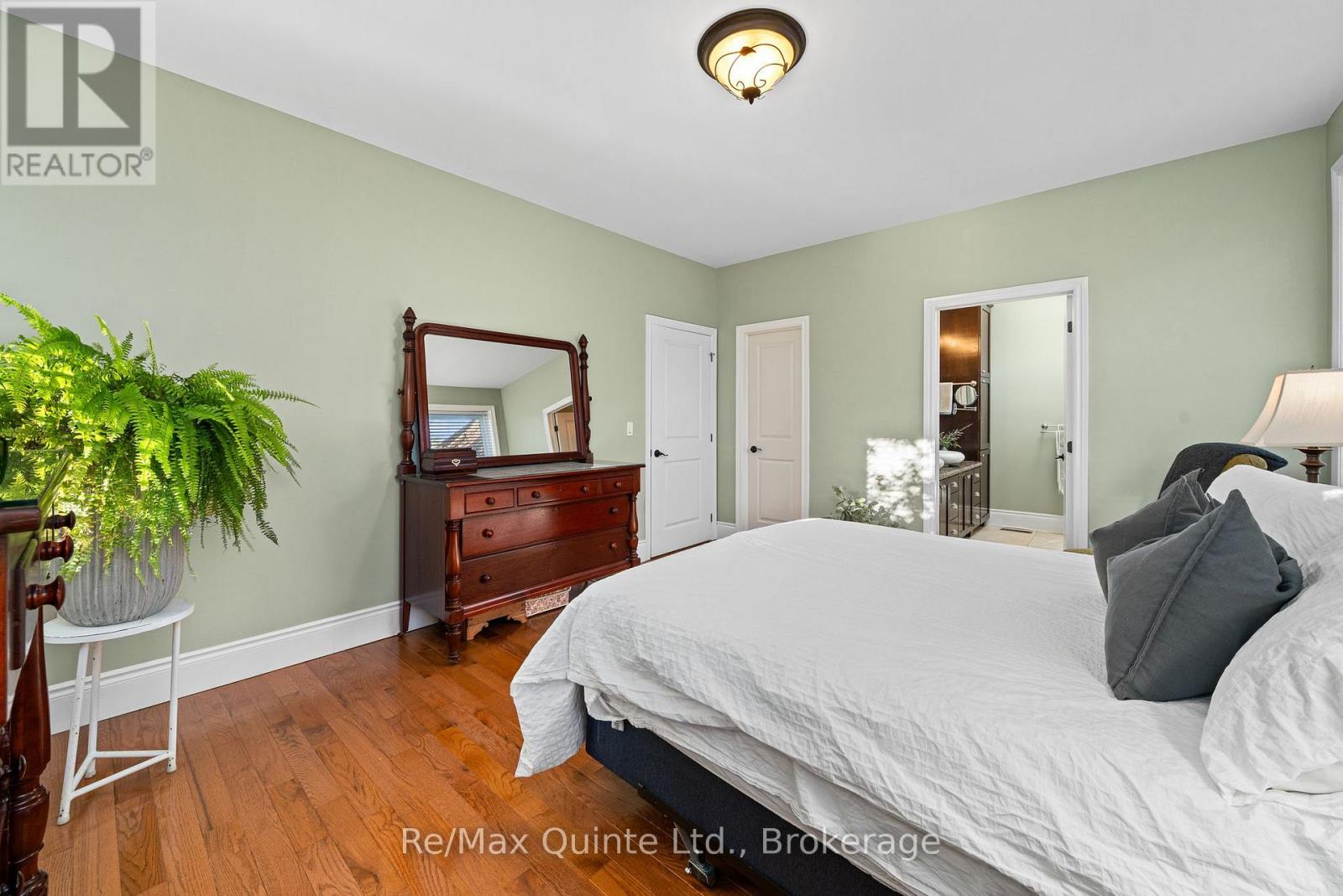 8 MOUNT PLEASANT ROAD - Image 22