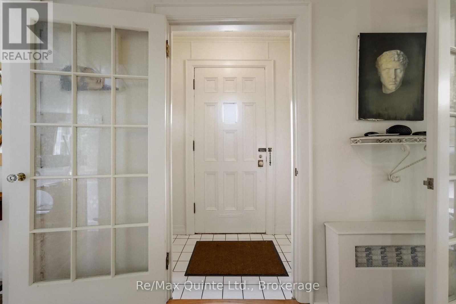 271 BRIDGE STREET EAST - Image 5
