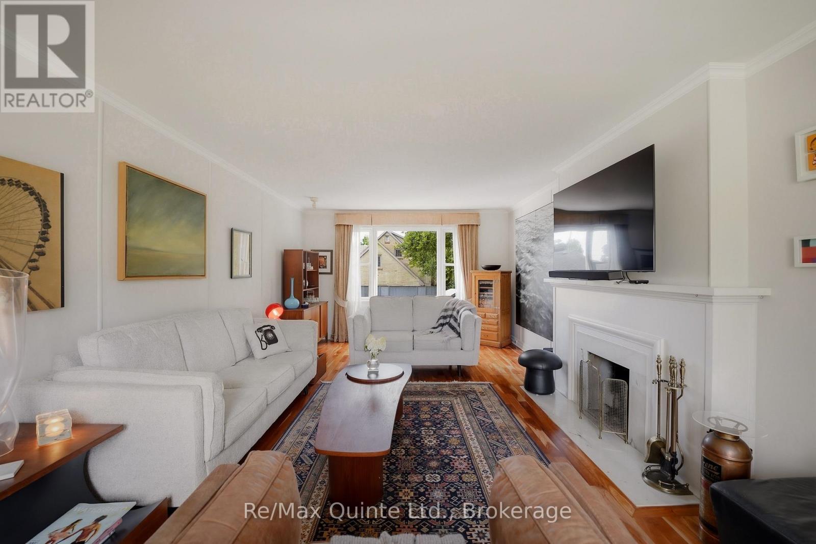 271 BRIDGE STREET EAST - 8