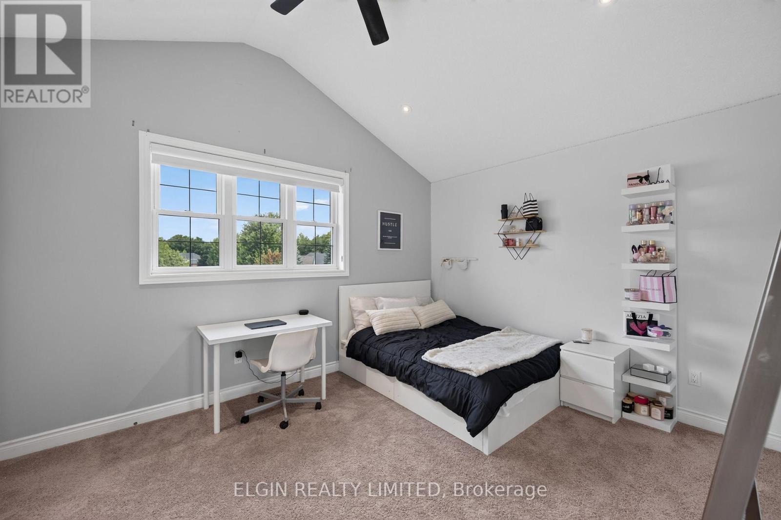 26 BLOSSOM RIDGE - 21