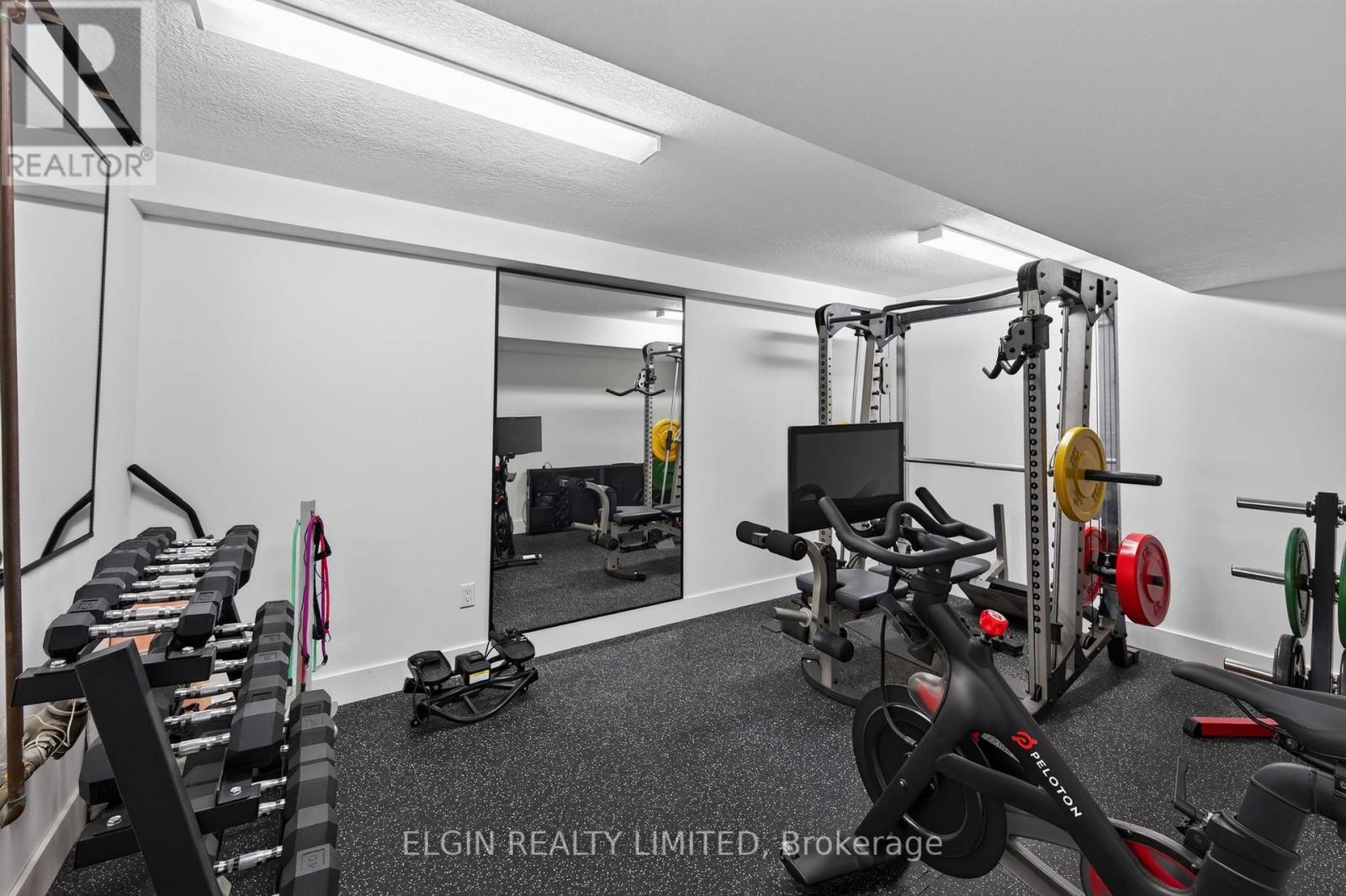 26 BLOSSOM RIDGE - Image 37