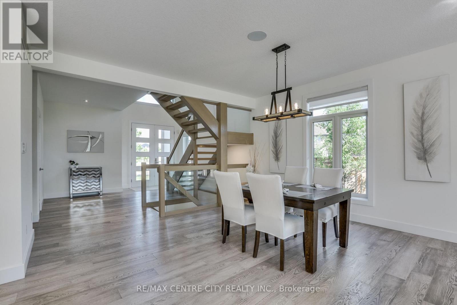 1762 DEWAR PLACE - Image 8