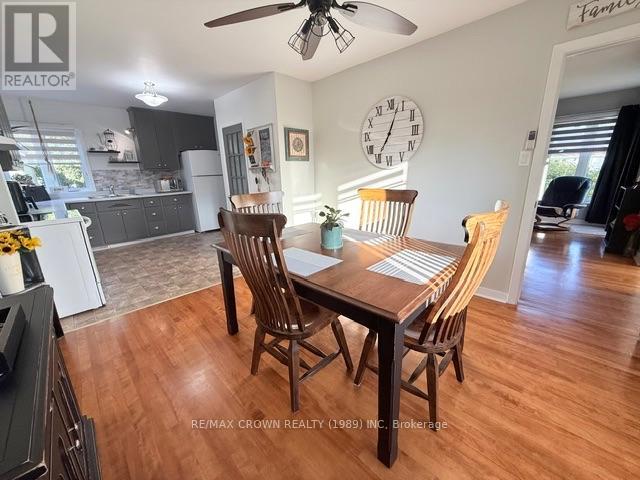 13 OAK STREET - Image 21