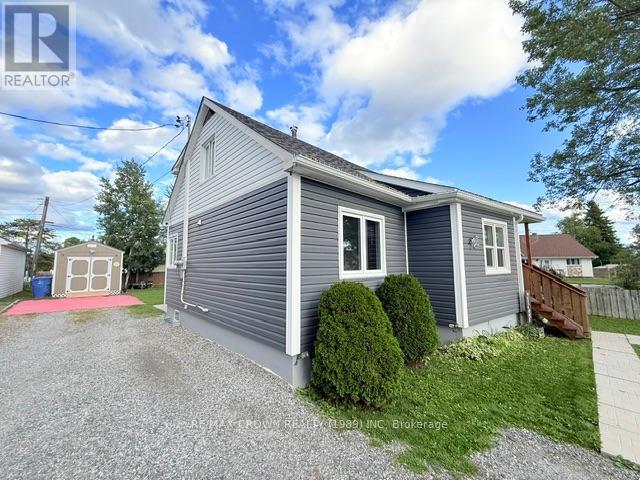 13 OAK STREET - Image 5