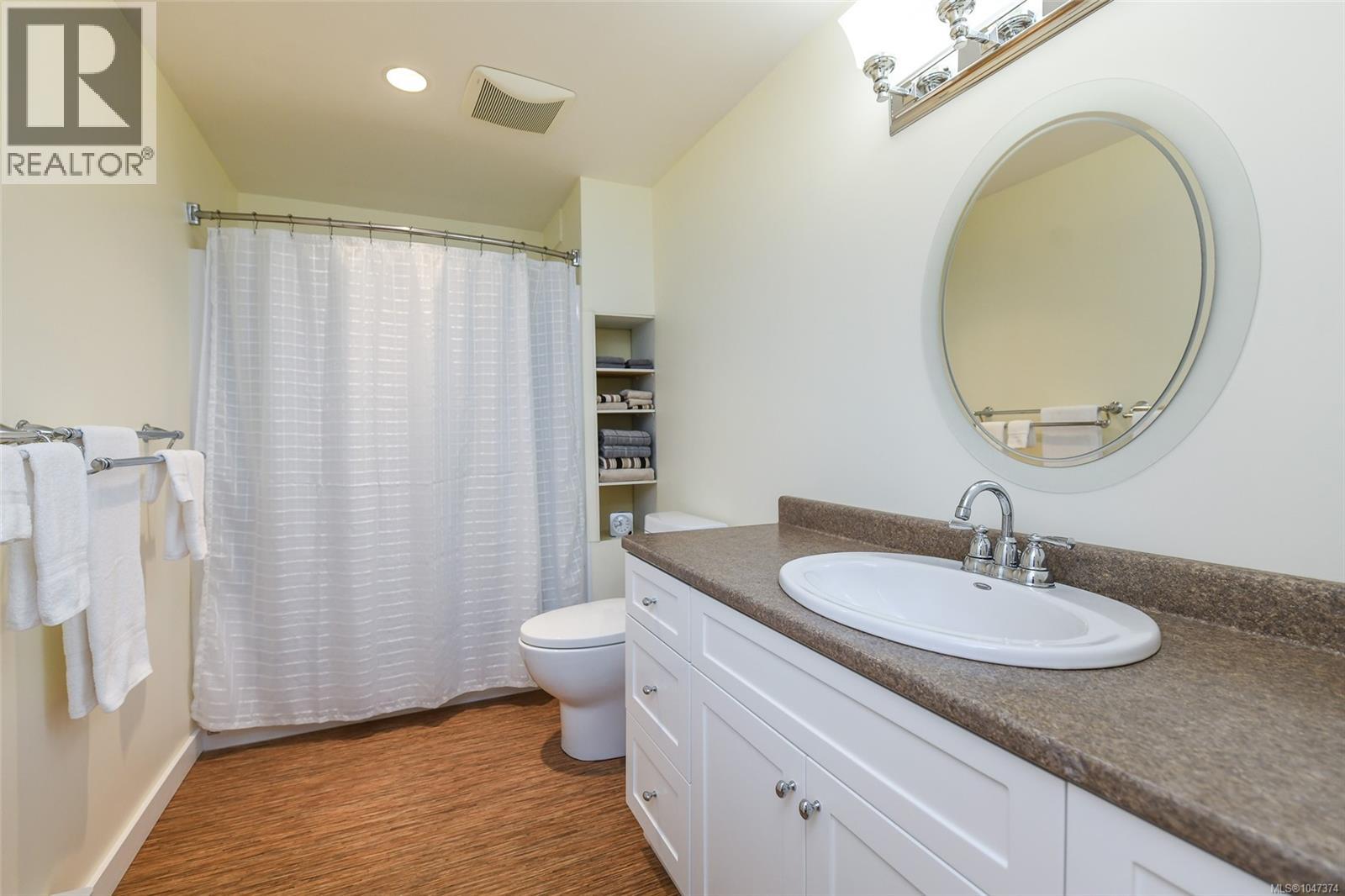 635 Pritchard Rd - 33