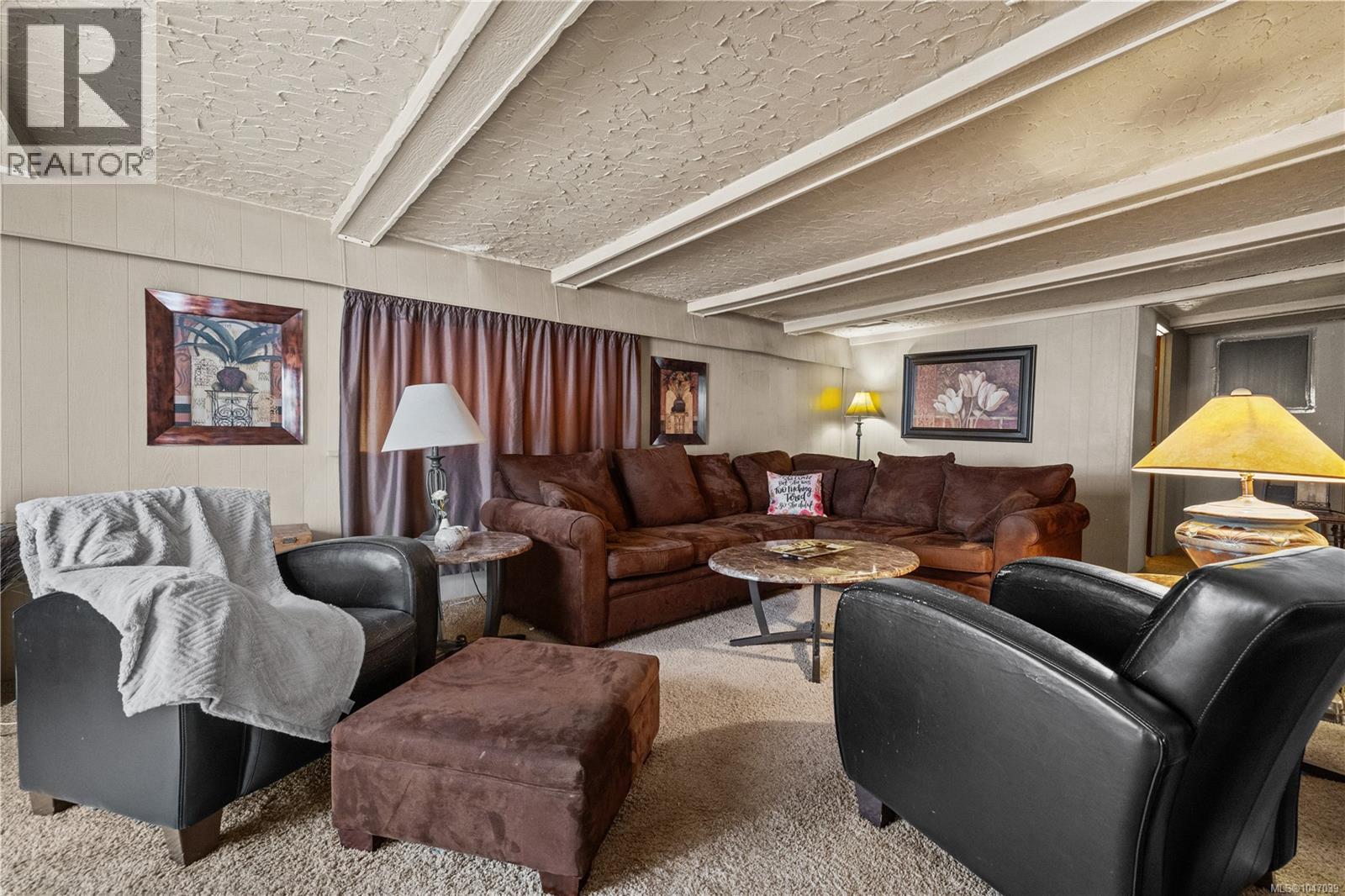 51 951 Homewood Rd, Campbell River
