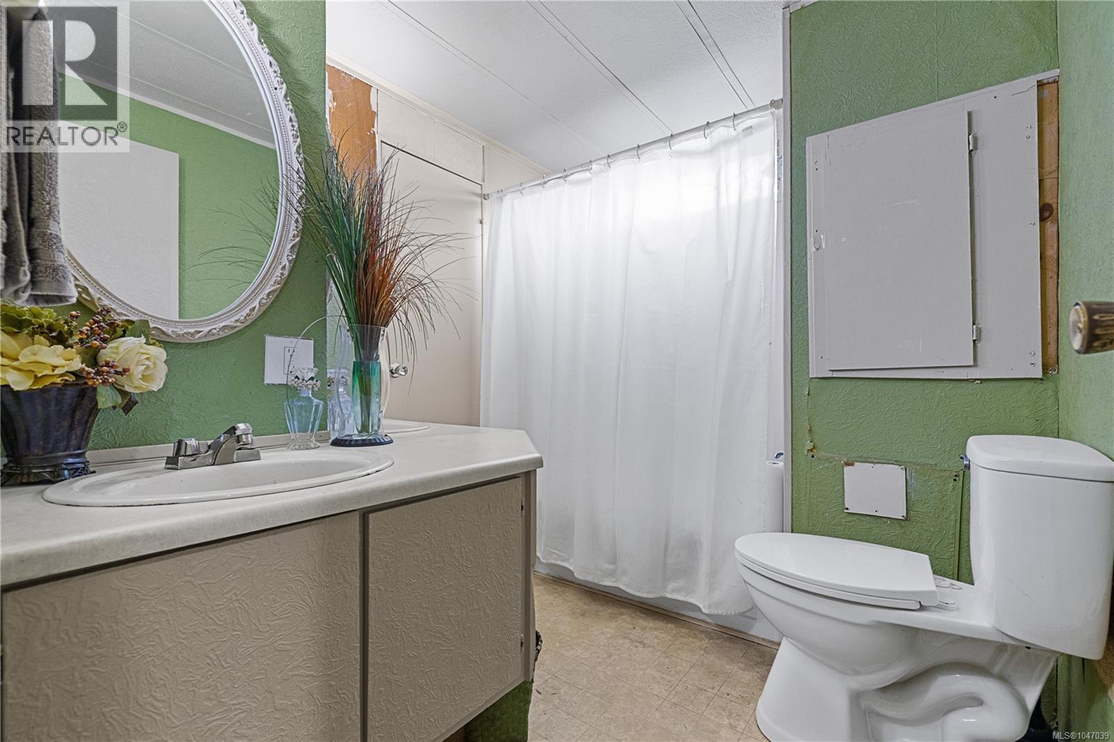 51 951 Homewood Rd, Campbell River